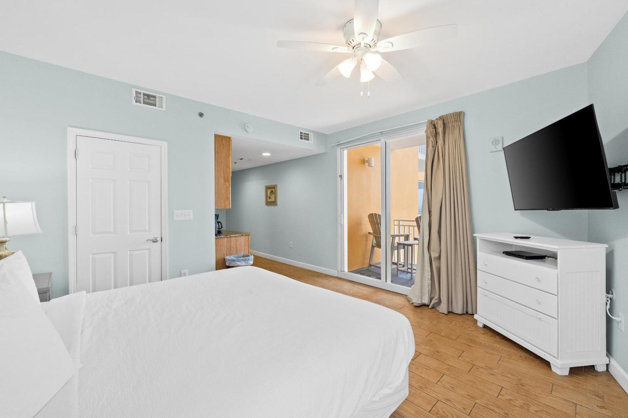 Splash Beach Resort By Panhandle Getaways Panama City Beach Room photo