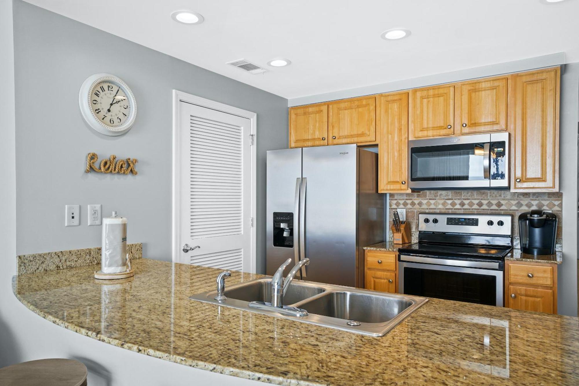 Splash Beach Resort By Panhandle Getaways Panama City Beach Room photo