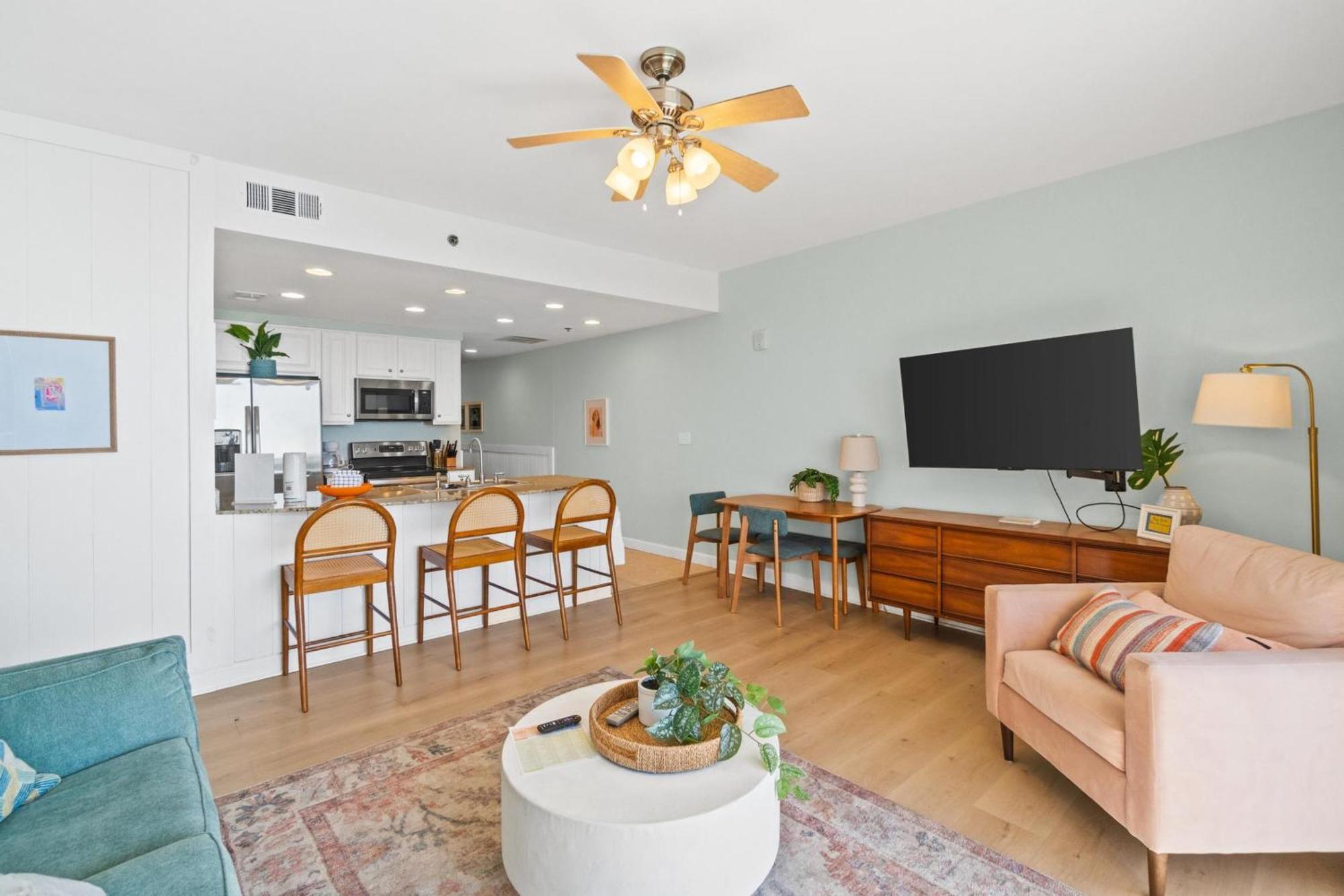 Splash Beach Resort By Panhandle Getaways Panama City Beach Room photo